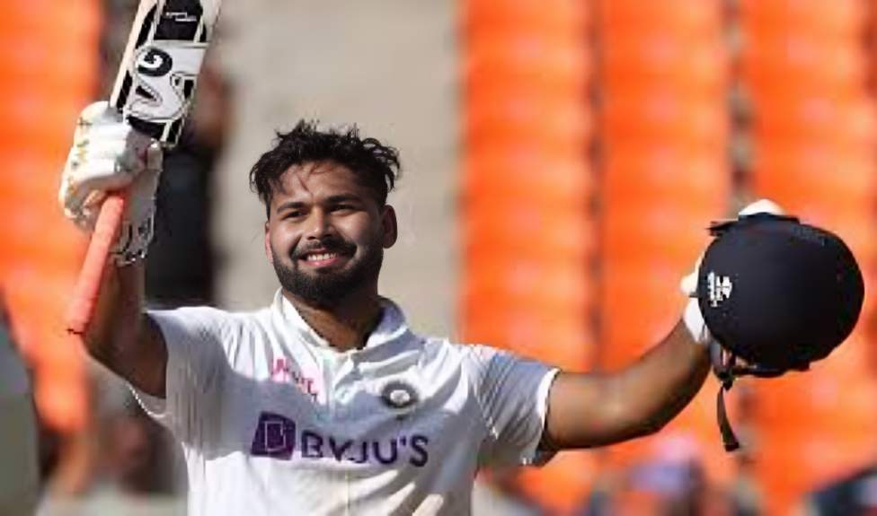 Rishabh Pant – 21 Sixes (2022)