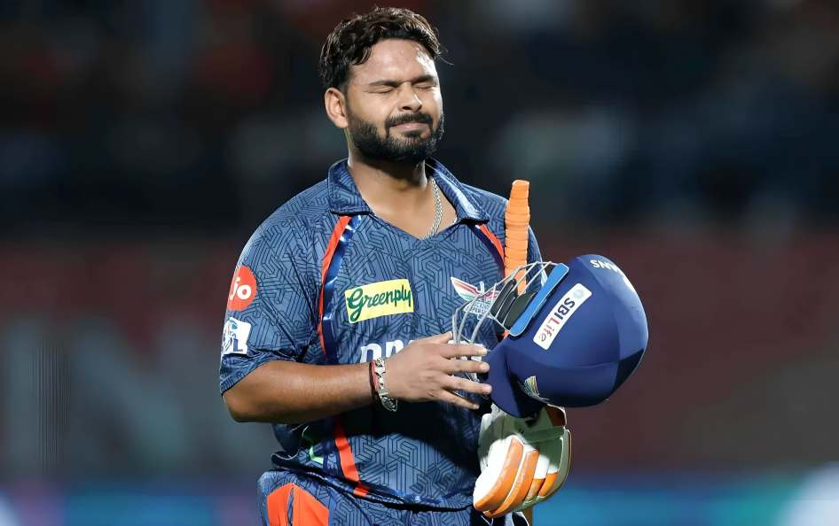 IPL 2025: "ধোনির সঙ্গে কথা বলো.." – কঠিন সময় পার করা ঋষভ পন্থকে বীরেন্দর সেহওয়াগের পরামর্শ।